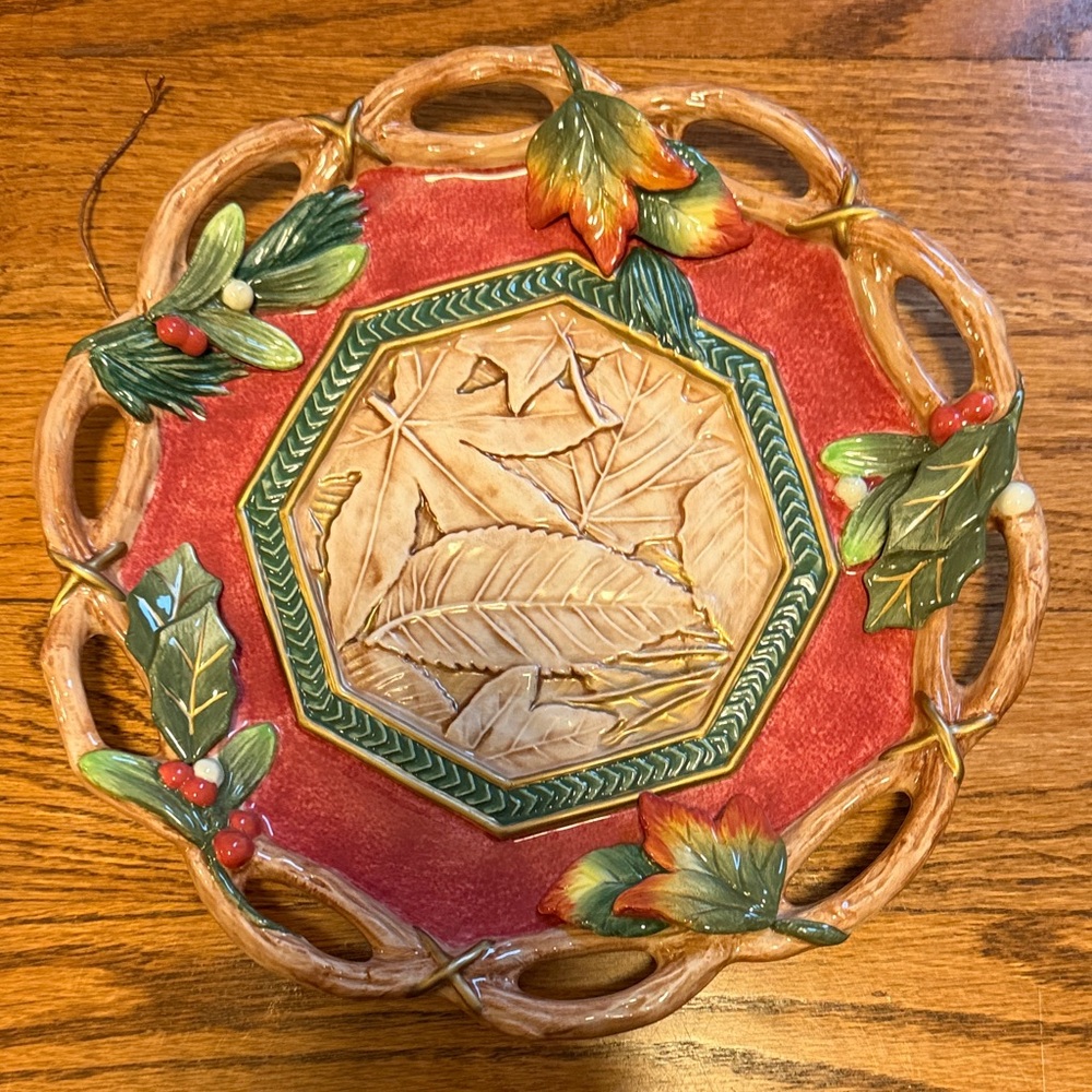 Fitz & Flyod classics holiday holly Leaves plate